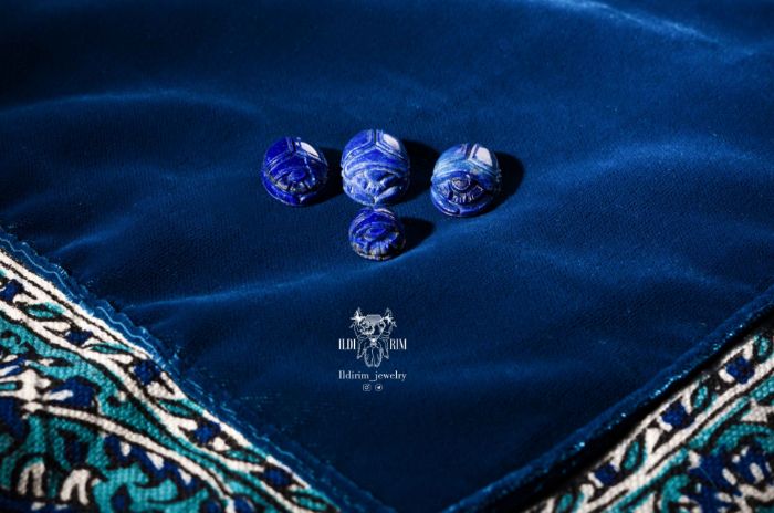 Picture of Engraved lapis lazuli scarab (Kheper) gemstone