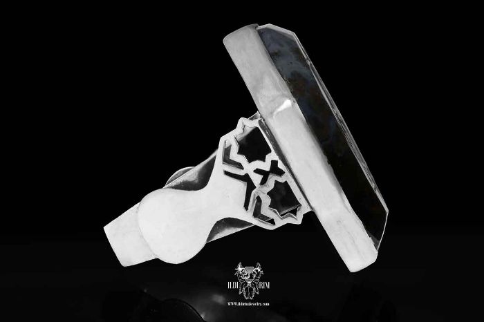 Picture of The Octagon of Alhambra Ring